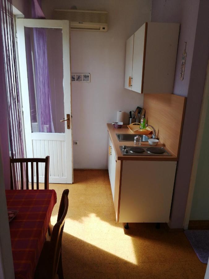 Apartmani Milka Pakoštane Eksteriør billede
